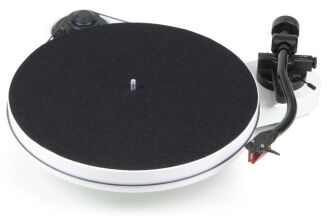Pro-Ject RPM 1 Carbon (2M-Red) *Salon Warszawa al. Krakowska 223* tel. 606-553-190 - 2